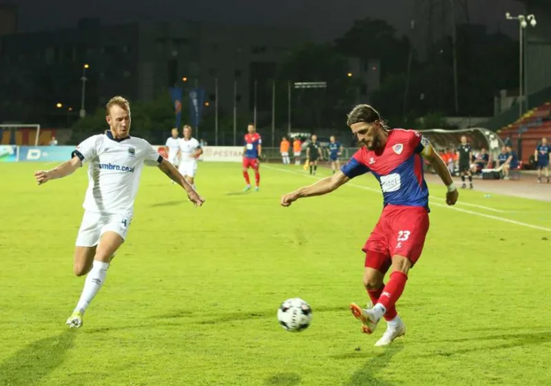 borac-linfield-3-872x610