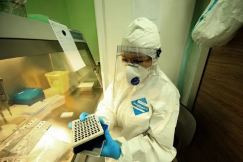 virus-korona-institut-za-javno-zdravstvo-RS-45-foto-S-PASALIC-427x285
