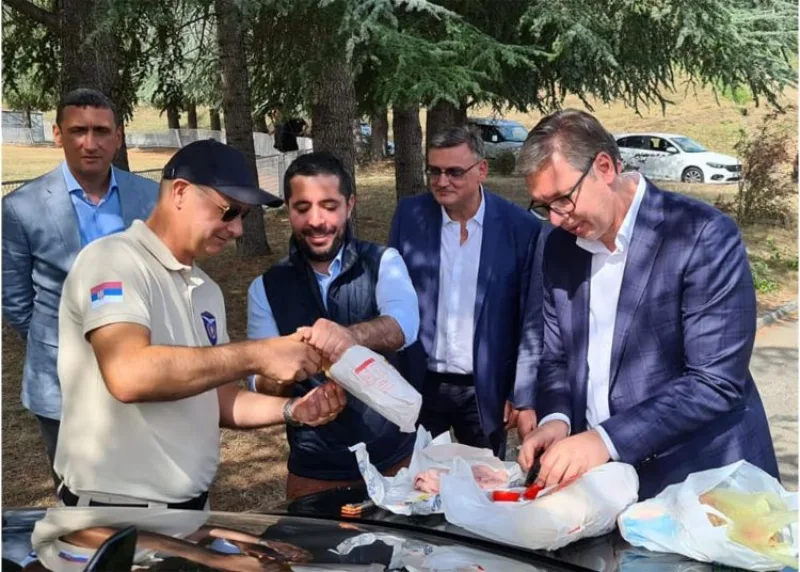 1629535819-vucic-secka-paradajz-750x536