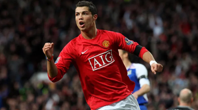 Soccer - Barclays Premier League - Manchester United v Blackburn Rovers - Old Trafford