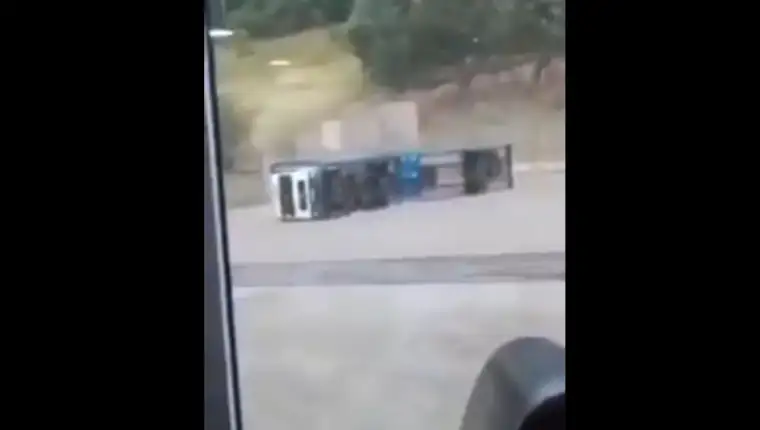 Kamion prevrtanje cazin