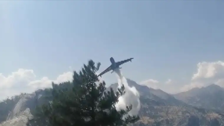 avion gasenje vatre