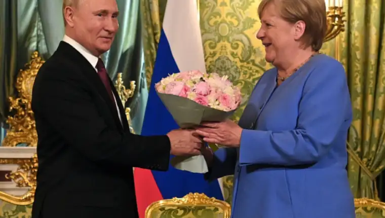 putin merkel2