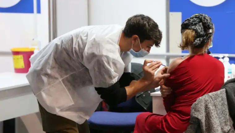 Izrael_koronavirus_vakcina_Xinhua