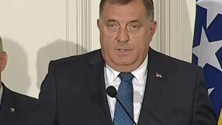 Dodik sas