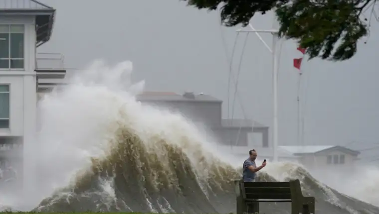 hurricane-ida-081