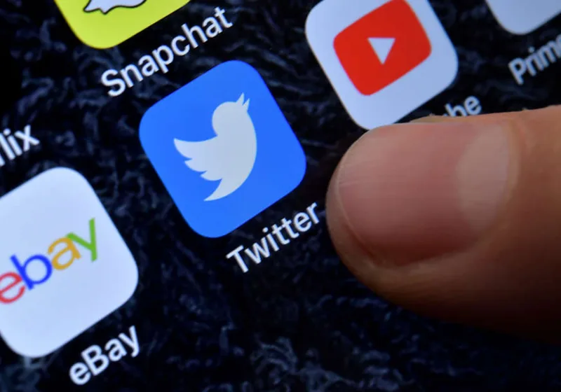 Twitter's share price falls 10 per cent in trading before markets open