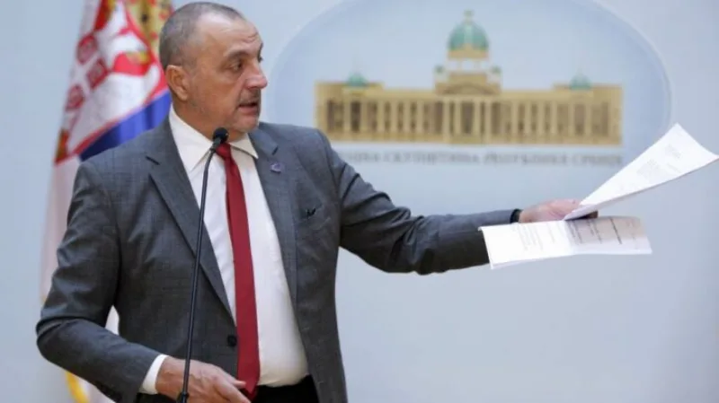 zoran-zivkovic-276847-725x407