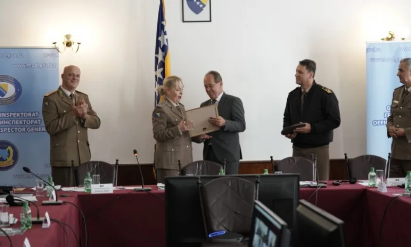 210924_NATO priznanje Enidi Ramic