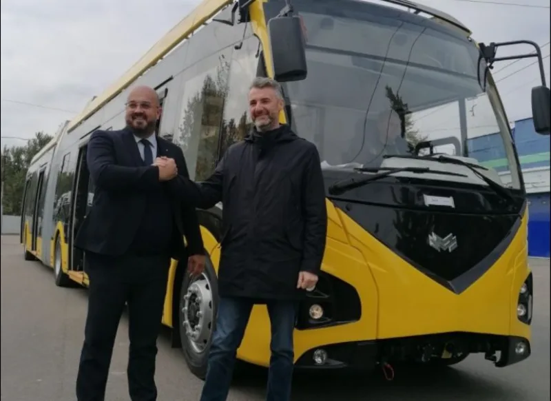 Steta forto trojlebus