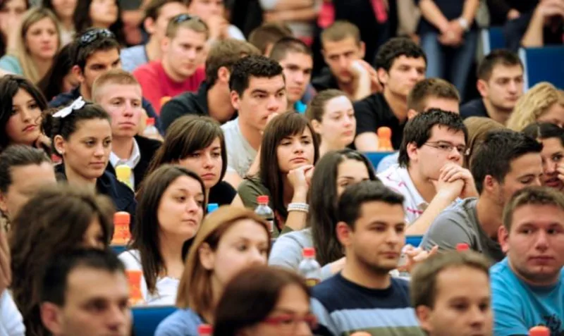 Studenti