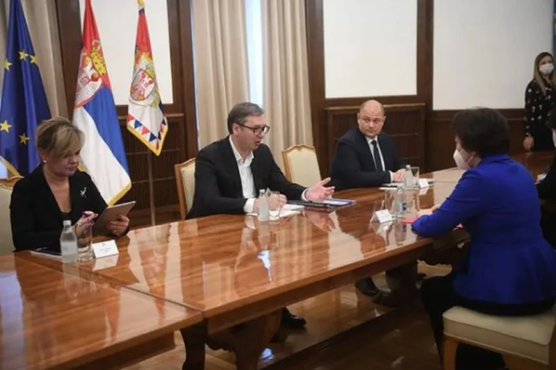 2733823_vucic_ls