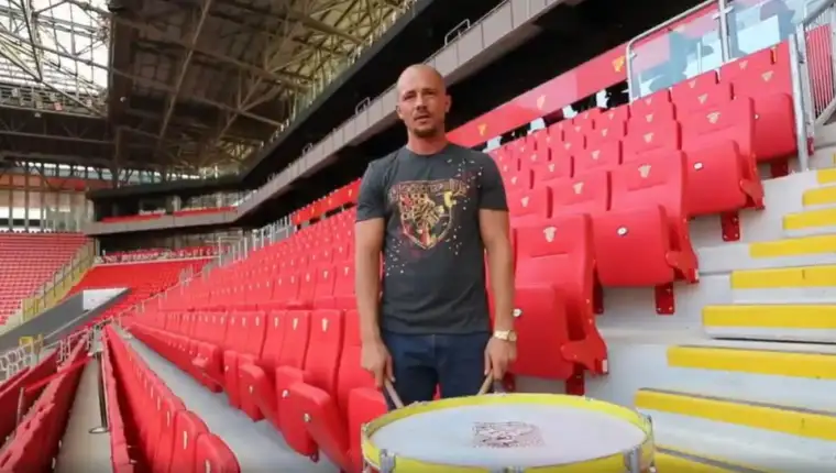 el maestro