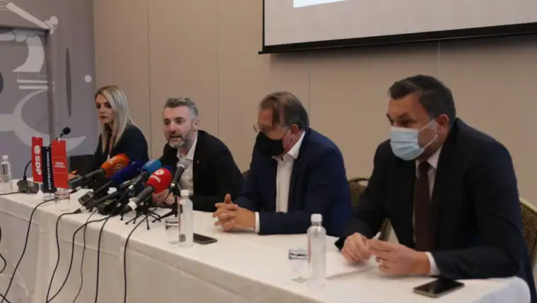 press trojka fena