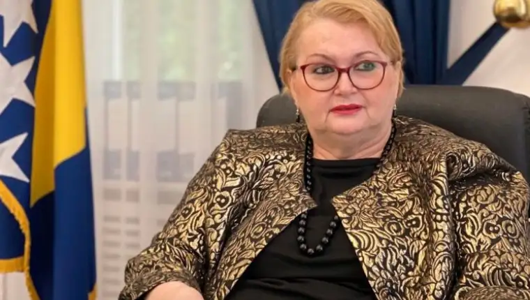 bisera turkovi aaa