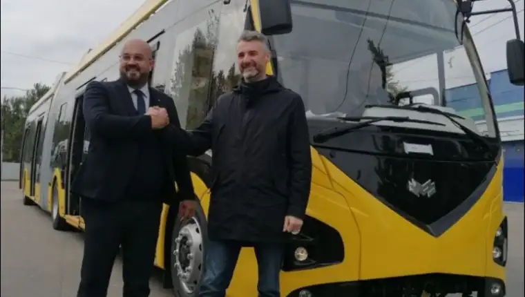 Steta forto trojlebus