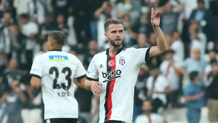 pjanic1