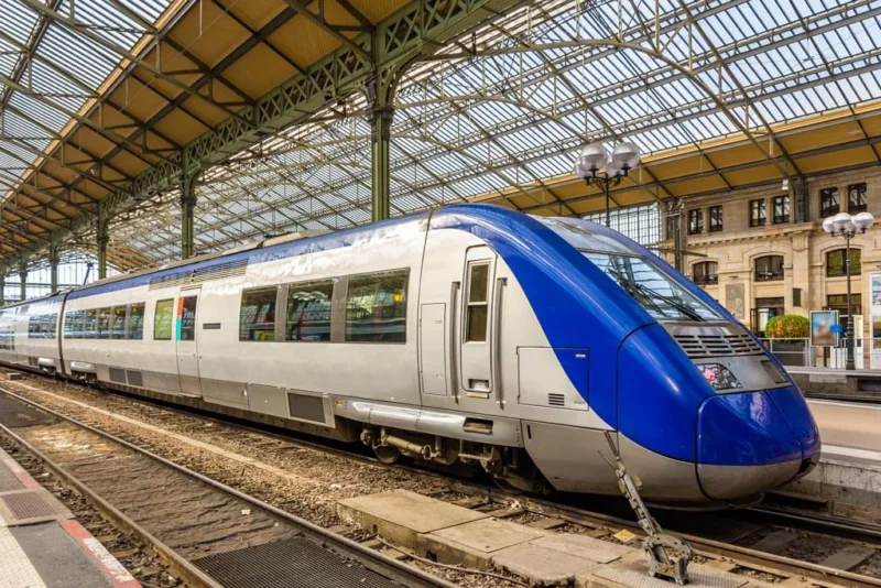 France-Train-Travel