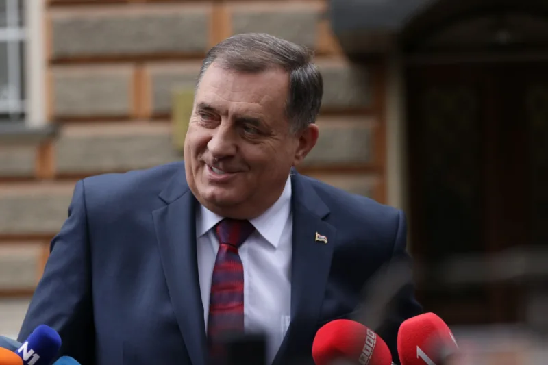 milorad dodik fena
