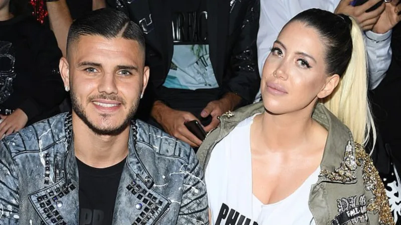 Mauro-Icardis-wife-and-AGENT-Wanda-Nara-appears