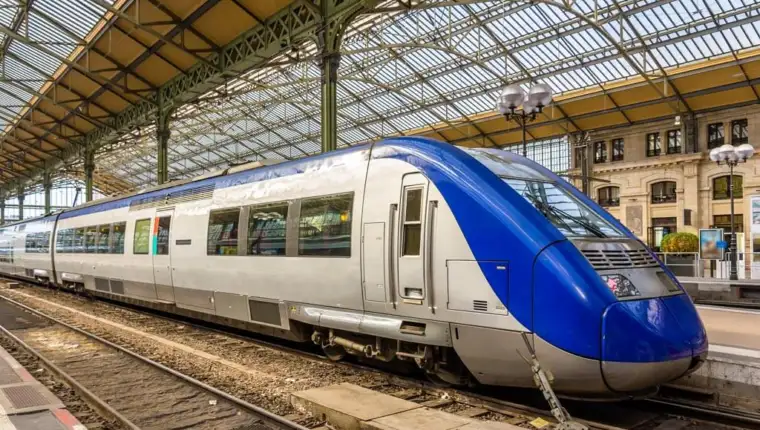 France-Train-Travel