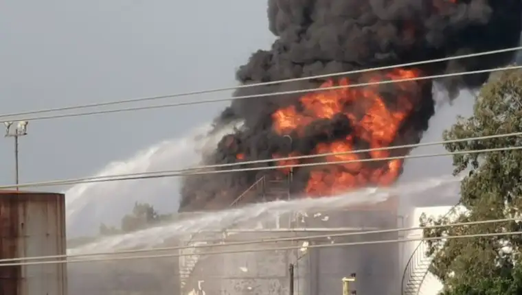 1633937677-2021-10-11T055648Z_1268585596_RC2H7Q9XHG4G_RTRMADP_3_LEBANON-OIL-FIRE-750x534