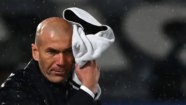 62082717-zinedine-zidane