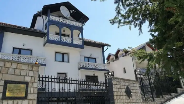 ambasada rusije