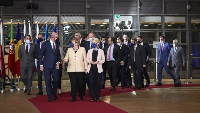 Merkel_EU samit