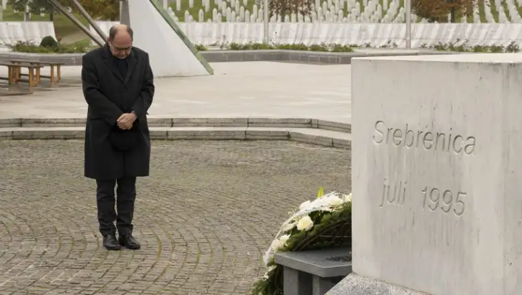 schmidt srebrenica