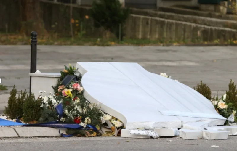 spomenik policajci