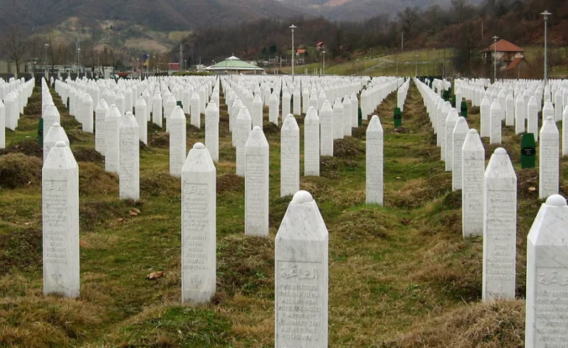memorijalni centar srebrenica 2
