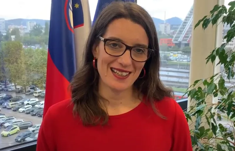 kustec simona 1