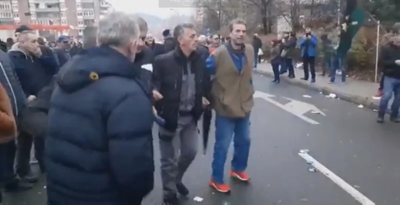 kolo ispred vlade fbih