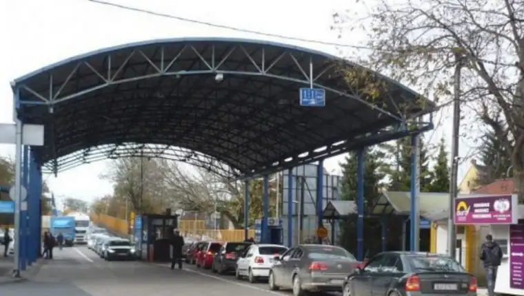 34927492-810x443