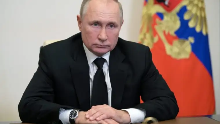 1635422127-Vladimir-Putin-750x498
