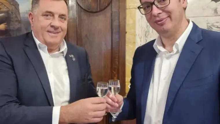 dodik i vucic