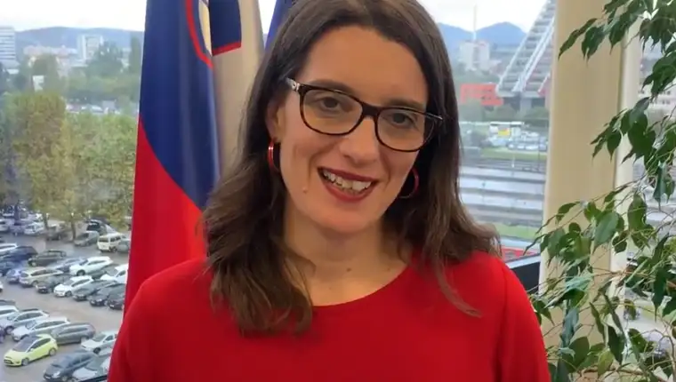 kustec simona 1