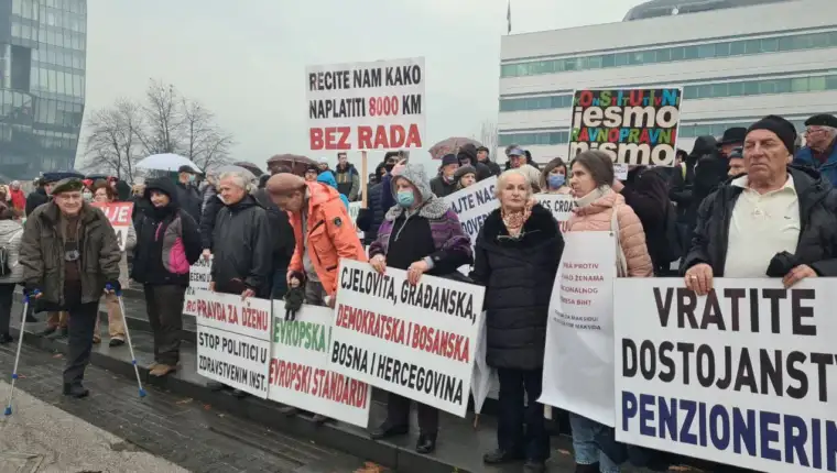 protesti100