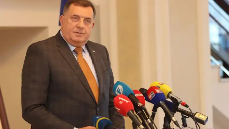 dodik23