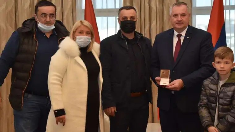 viskovic lazni dodik