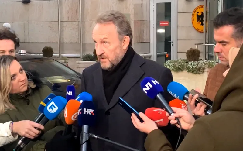 izetbegović bakir pregovori