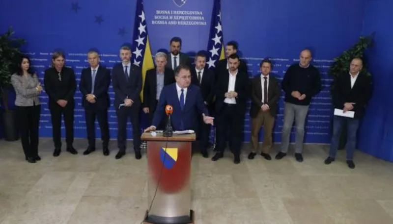 lideri-opozicije-potpisali-8-zakljucaka-iza-nas-je-450-hiljada-glasova-niksic-opozicija-fena_618bef14a1b1f