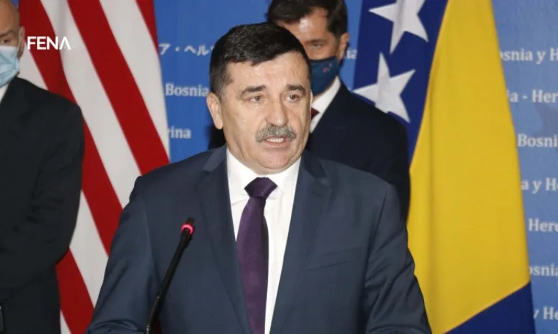 nikola lovrinovic