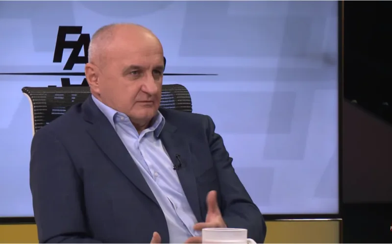 petar djokic face