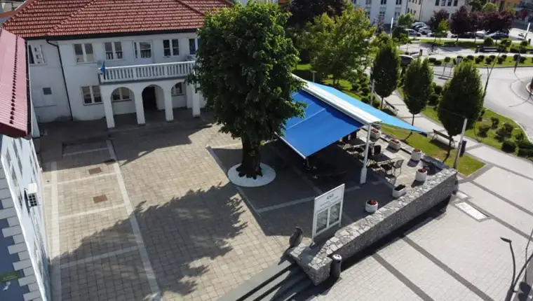 kulturni centar cazin