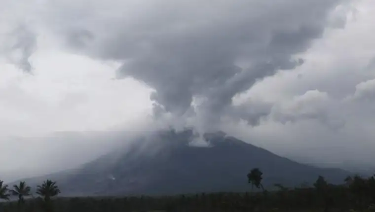 vulkan semeru 1