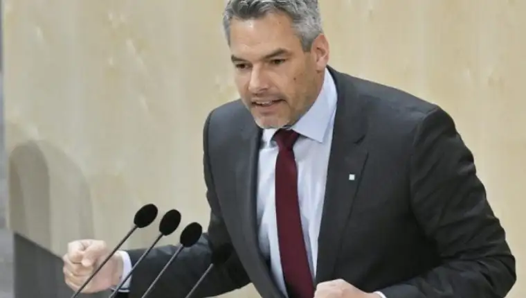 nehammer austrija 1