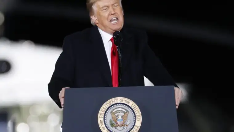 DONALD TRUMP