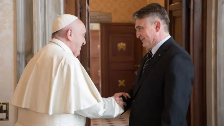 komsic papa